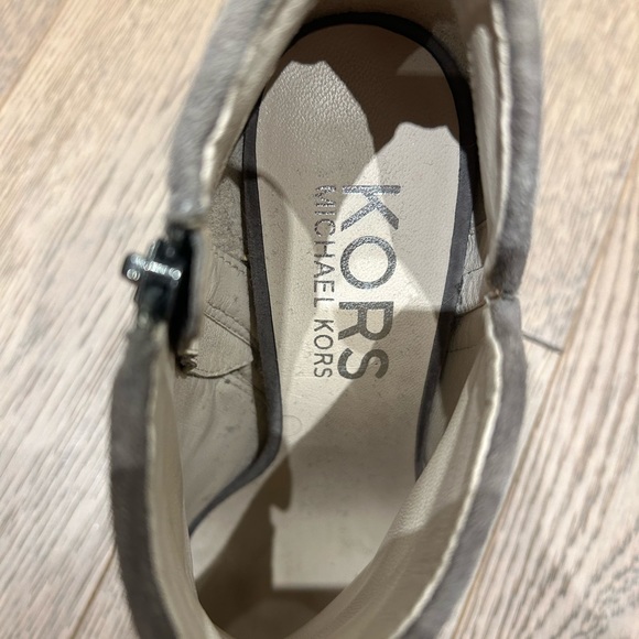 Michael Kors high heel bootie - Picture 4 of 4